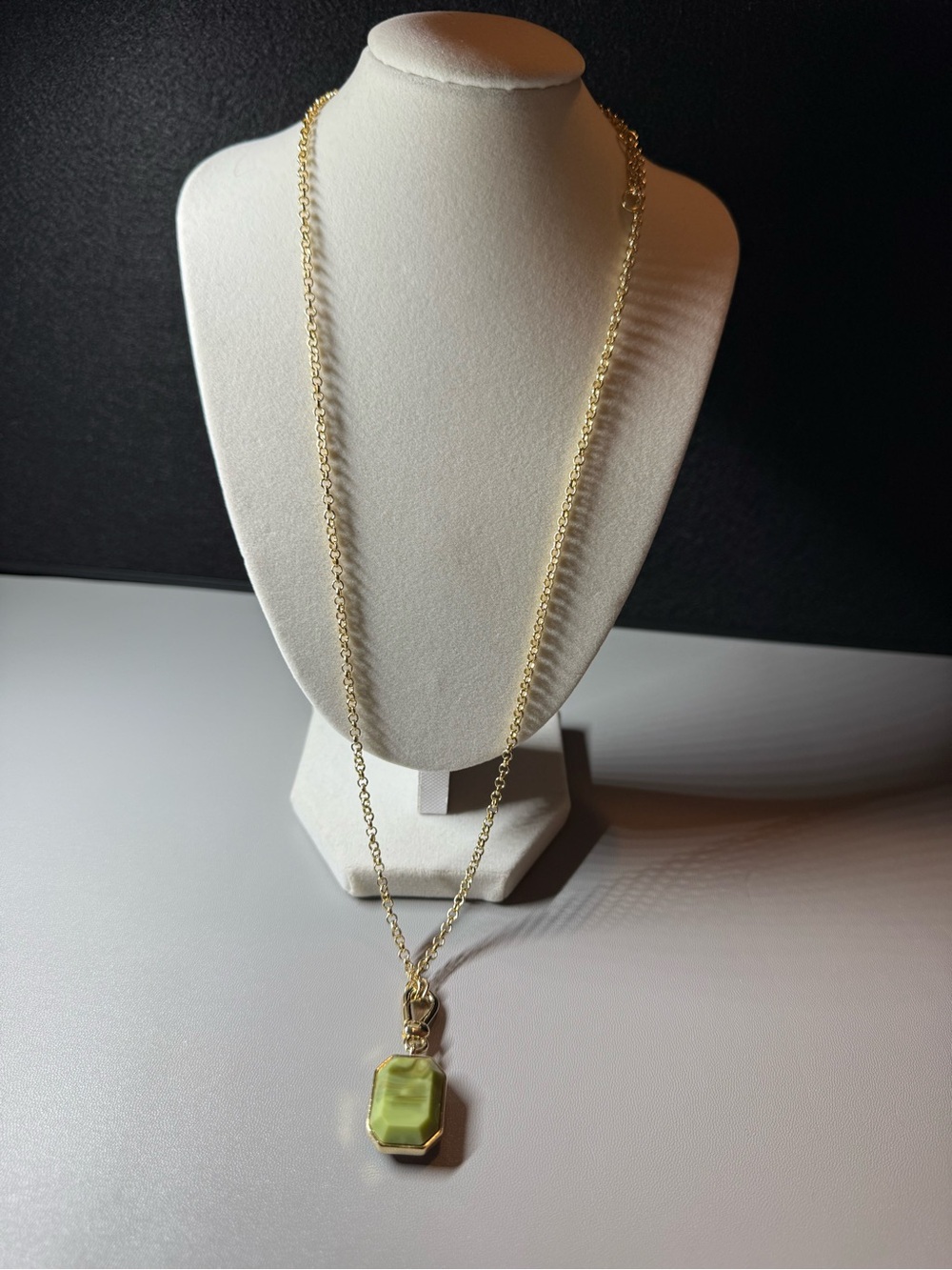 Reversible Pink & Green Stone Pendant Necklace 🗽🖤